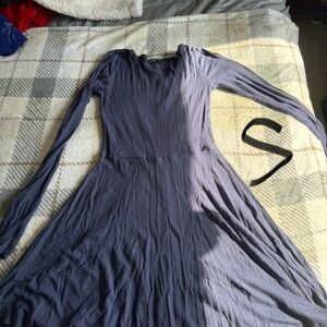 Elegant Blue Long-Sleeve Dress